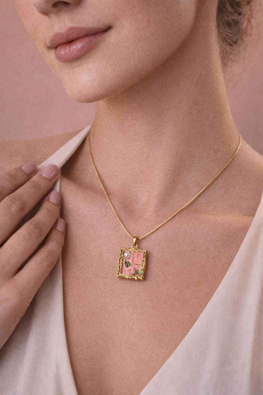 Blush Bloom Frame Pendant Necklace – 18K Gold Plated