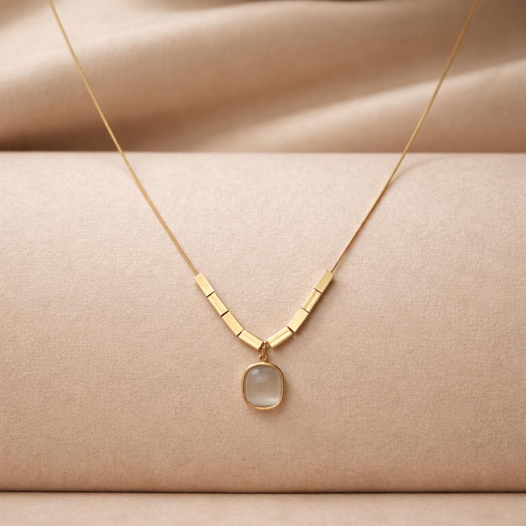Geometric Square Pendant Necklace – 18K Gold Plated