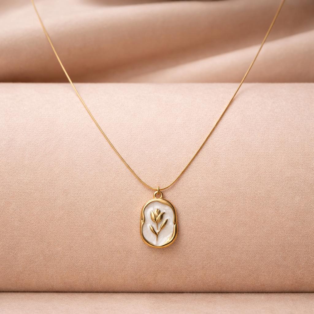 Rose Themed Pendant – 18K Gold Plated